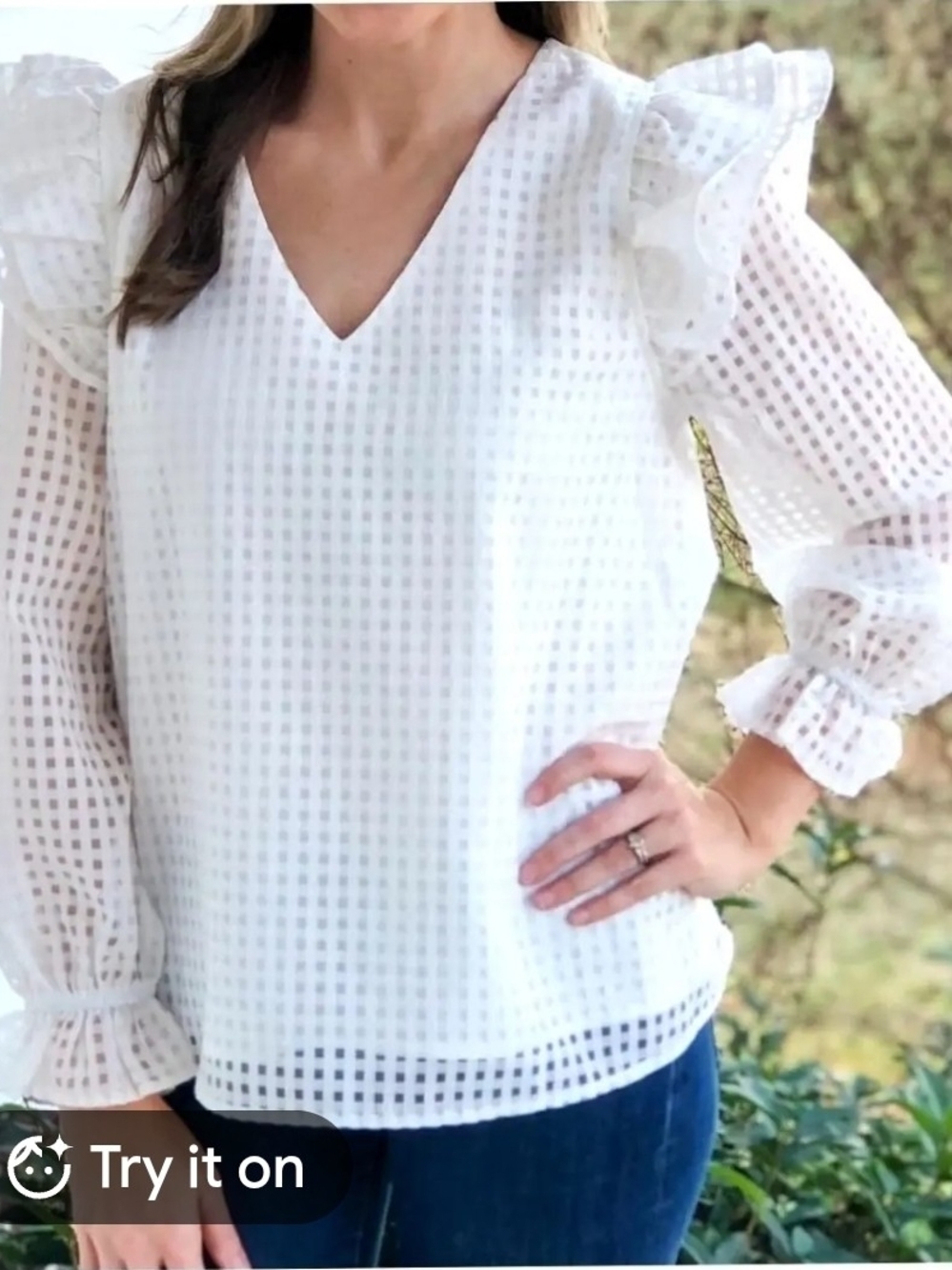 NWT Entro White V-Neck Eyelet Ruffle-Sleeve Top Size Small